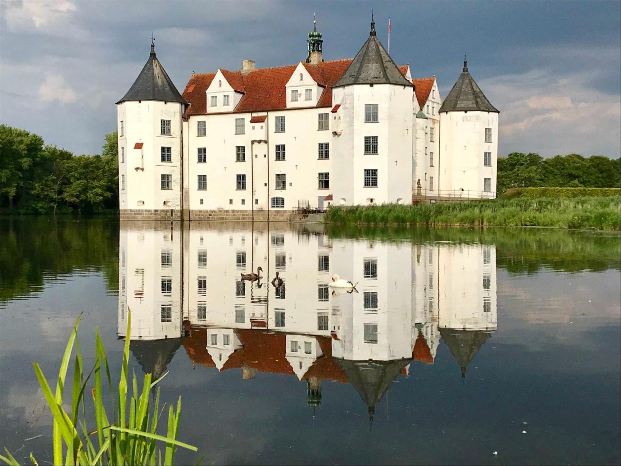 Ferienwohnung Skowronek Am Kurpark กลึคส์บวร์ก ภายนอก รูปภาพ